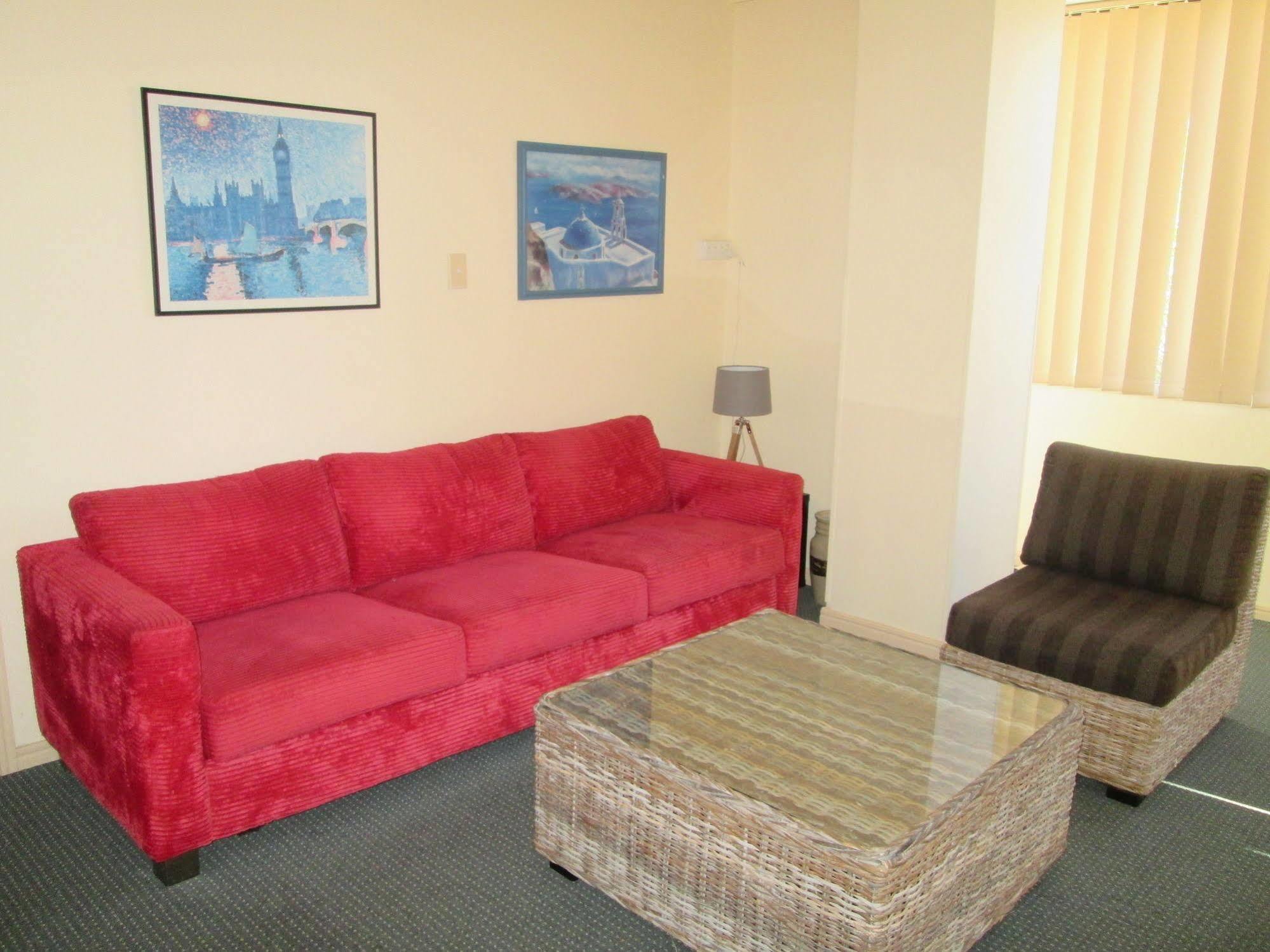 Tower Court Motel - Adults Only Haven Hervey Bay Exterior foto