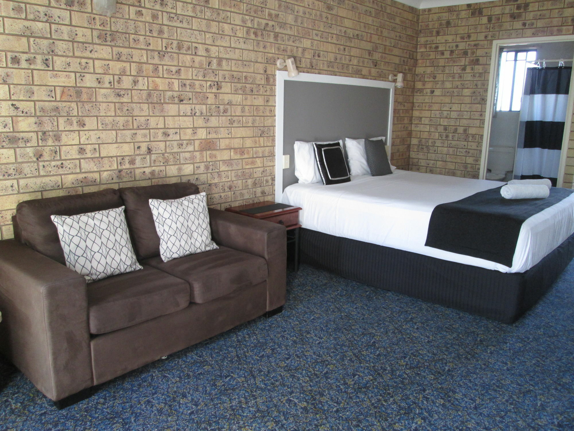 Tower Court Motel - Adults Only Haven Hervey Bay Exterior foto